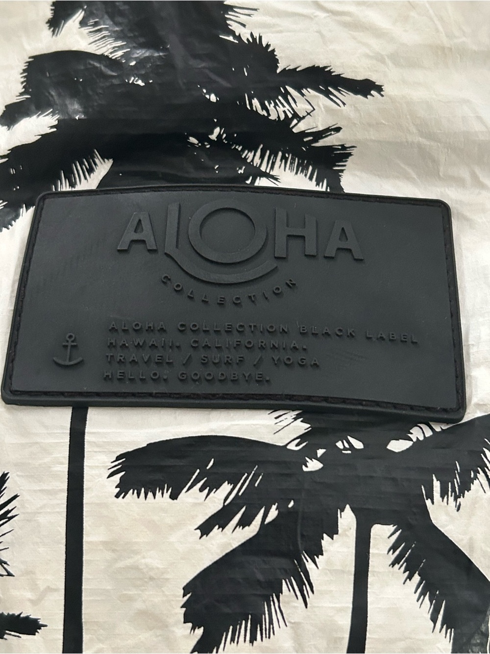 ALOHA Day Tripper Palm-Print Tote - Picture 14 of 15